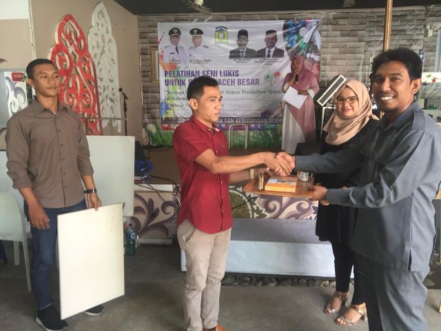 Disdikbud Aceh Besar Gelar Pelatihan Seni Lukis